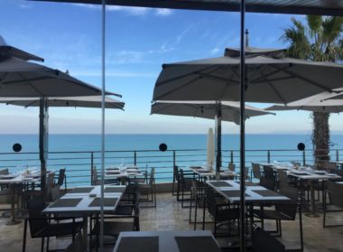 The Cliff Lounges - Bars, Restaurant La Marsa, Tunis, menu, prix et